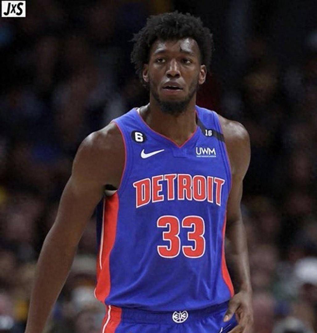 马刺队正式更名,怀斯曼顶薪续约合同曝光,霍华德被忽悠_球馆_中心