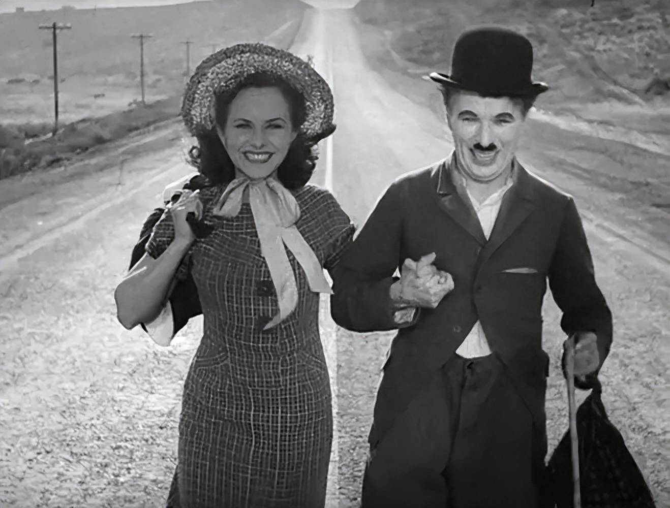 电影《摩登时代》,无声喜剧的代表作,社会现实的讽刺