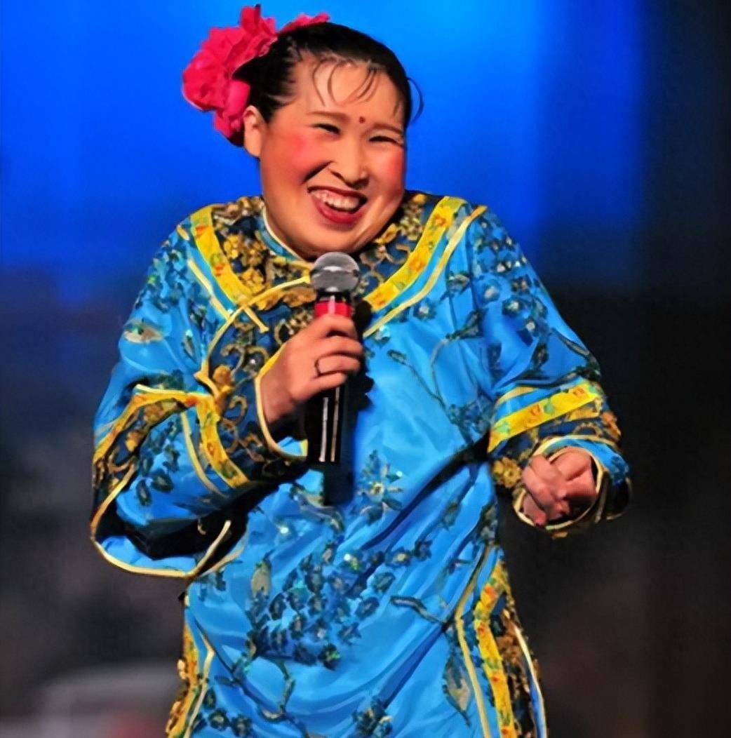 "公孙丽蓉"进组《乡村爱情》,拍摄花絮曝光,拜师多年终获力捧_张小英