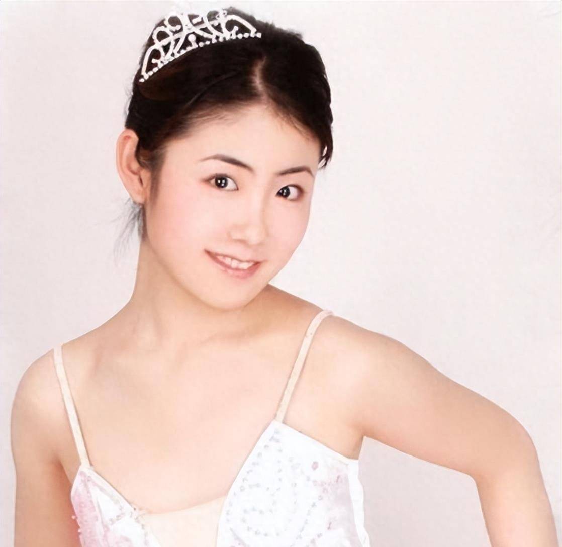 因美貌被赵本山选中,却因拒绝"潜规则"被雪藏,现状令人感慨_曹佳睿