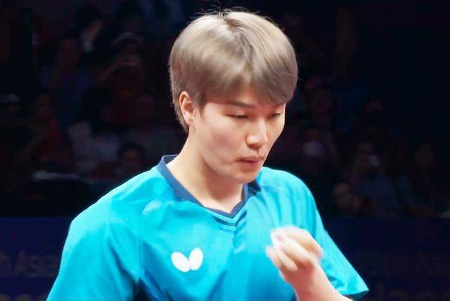 若非郑荣植主动退役,他很可能无法稳坐韩国男乒前三主力的位置,因此想