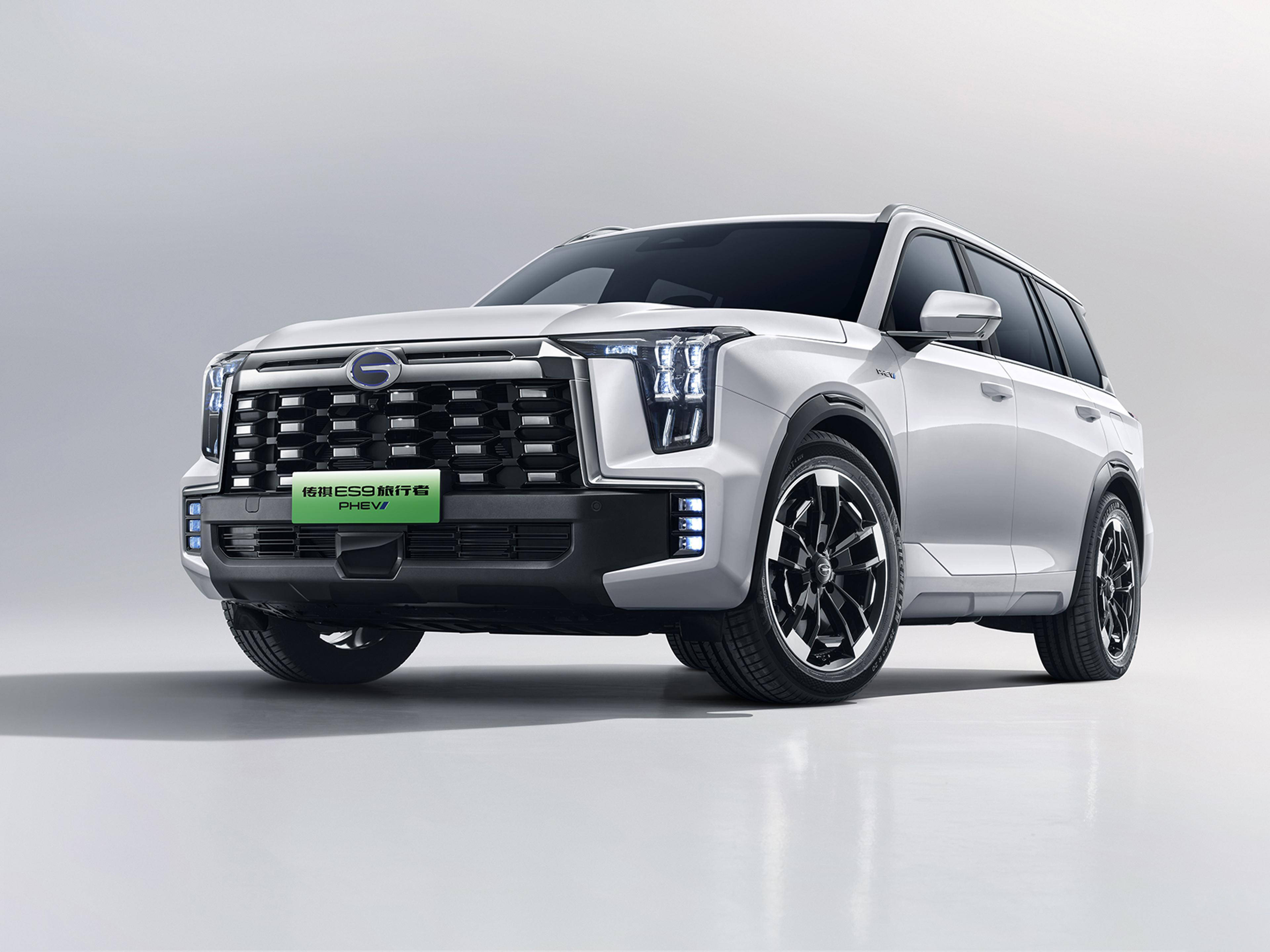 广汽传祺针对下订用户还提供2万元补贴,定制华为mate 60 pro,5年15万