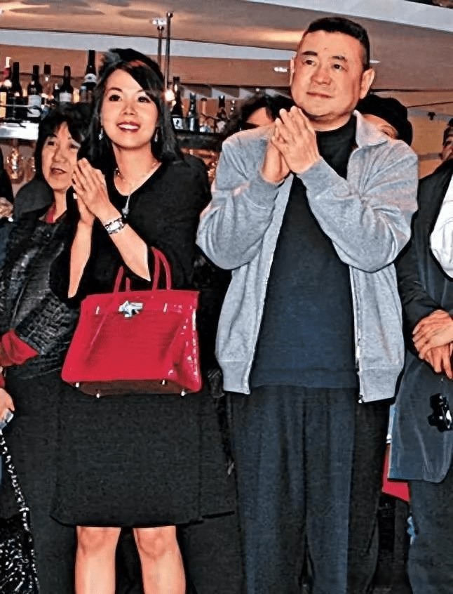 刘秀盈被吕丽君打烂的4张牌:私生女,富商女,孝顺女,芭蕾舞者_刘銮雄