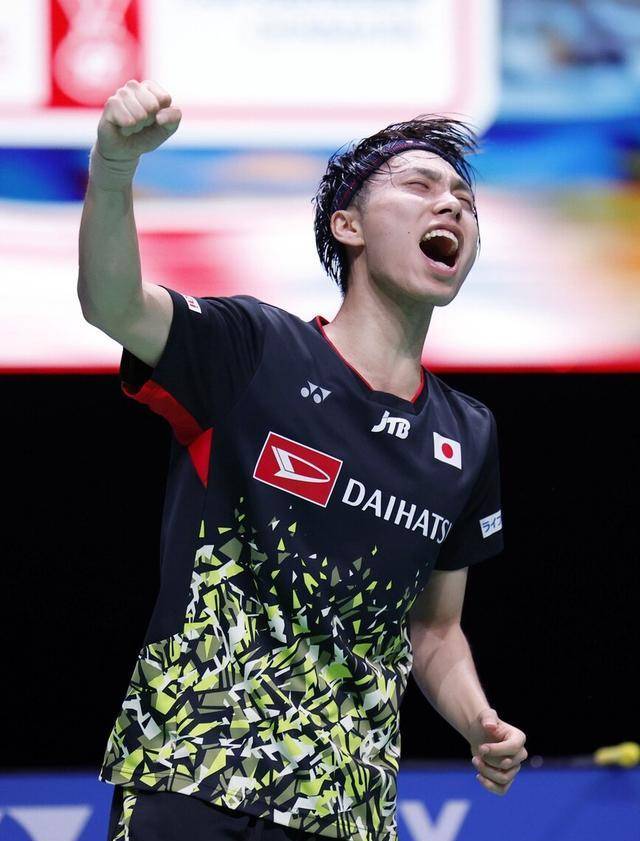 男双的世锦赛冠军保木卓郎/小林优吾也是伤退,男双也失去了王牌.