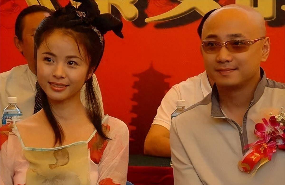 同居7年被抛弃,如今43岁脸肿发福似蔡明_刘威_杨若兮_生活