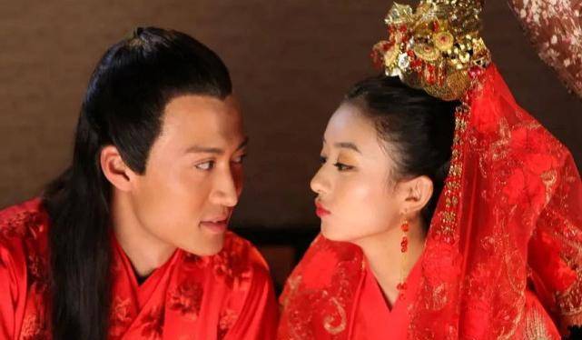 并且演员列表还都是熟人,其中就包括韩栋,宋轶,周放,叶祖新等人,阵容