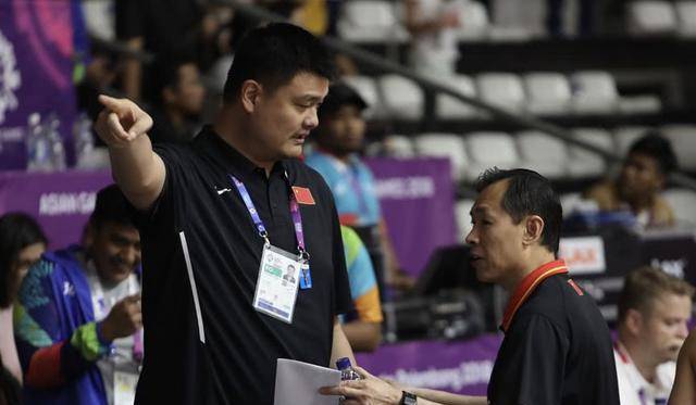 中国男篮前锋无缘新赛季,姚明一视同仁_朱松玮_刘传兴_兴和