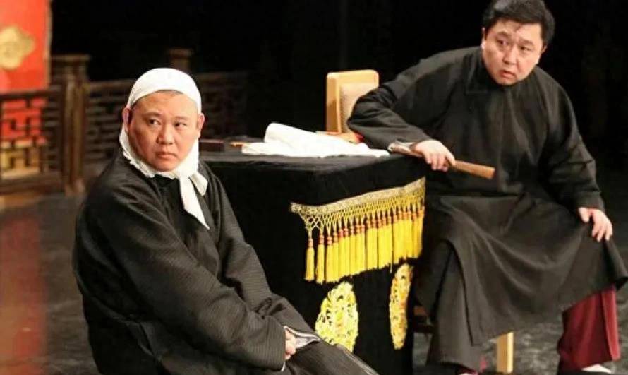 为什么主流相声界只骂郭德纲，却对搭档于谦只字不提？