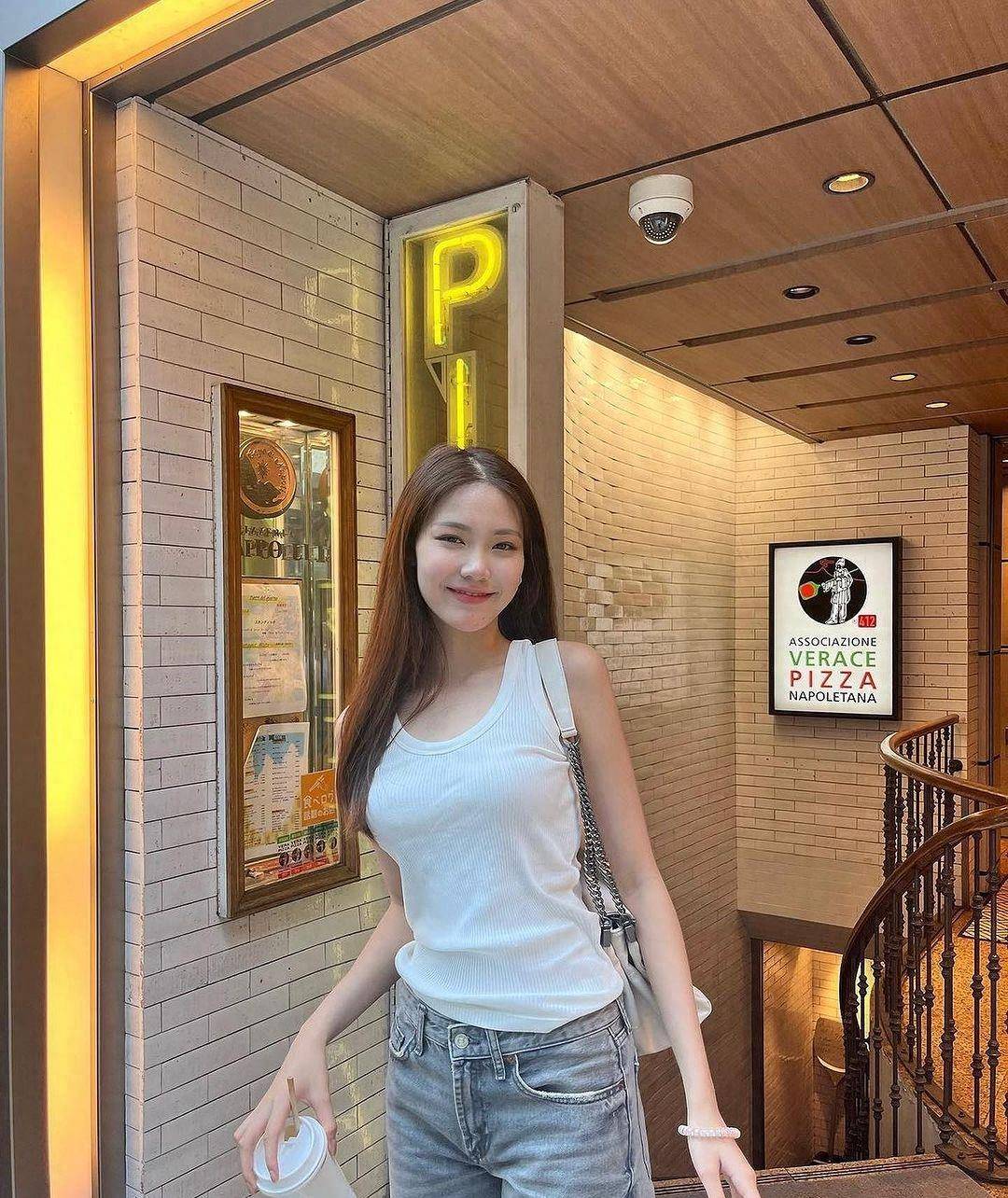 新一代羽坛女神她夺了世青赛女单冠军真的是比大堀彩还漂亮呀
