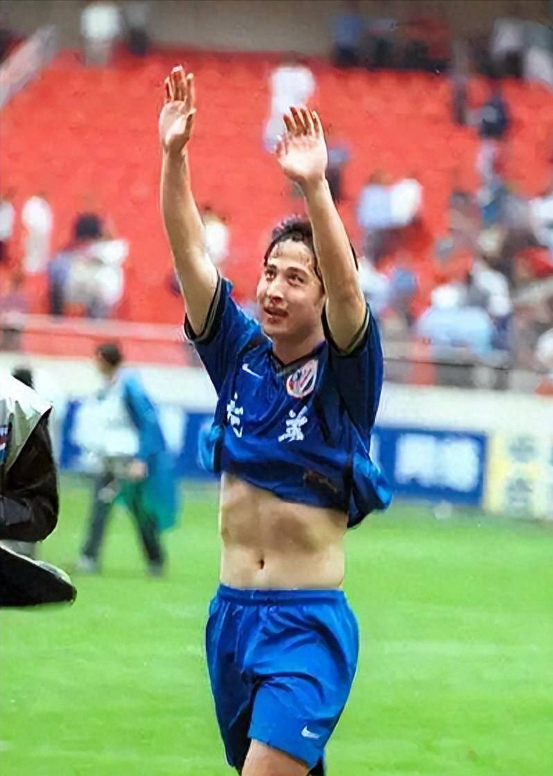 "影子前锋"祁宏:为200万踢假球不听话5年,出来后当总监年薪10万_比赛