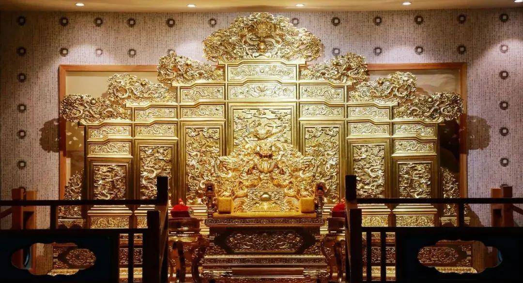 皇权的象征 故宫龙椅是纯黄金做的吗?_皇帝_袁世凯_纯金