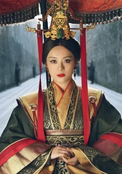 她与吕不韦,嫪毐是啥关系?_秦国_赵姬_嬴政