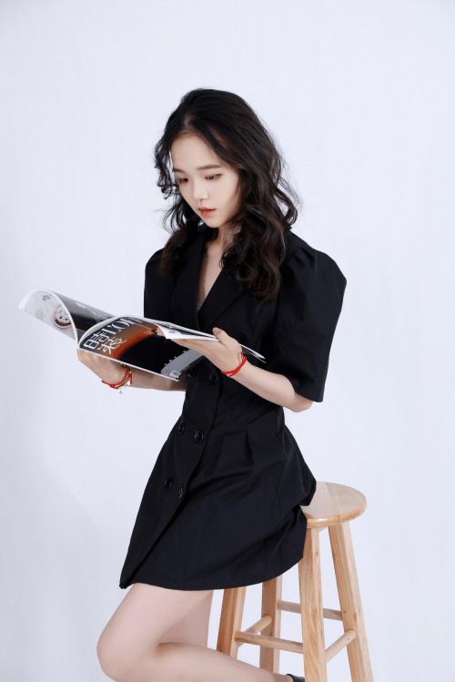 演员陈美欣:演艺新秀荣登星周刊优秀艺人榜_演技_作品_发展