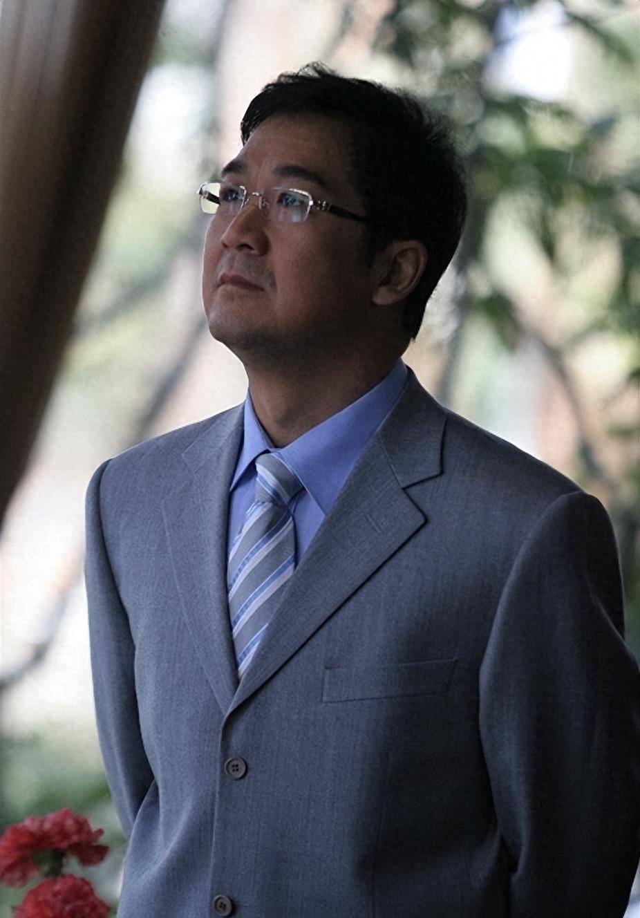 张国立:立过二等功优秀演员,却对儿子的教育无从下手