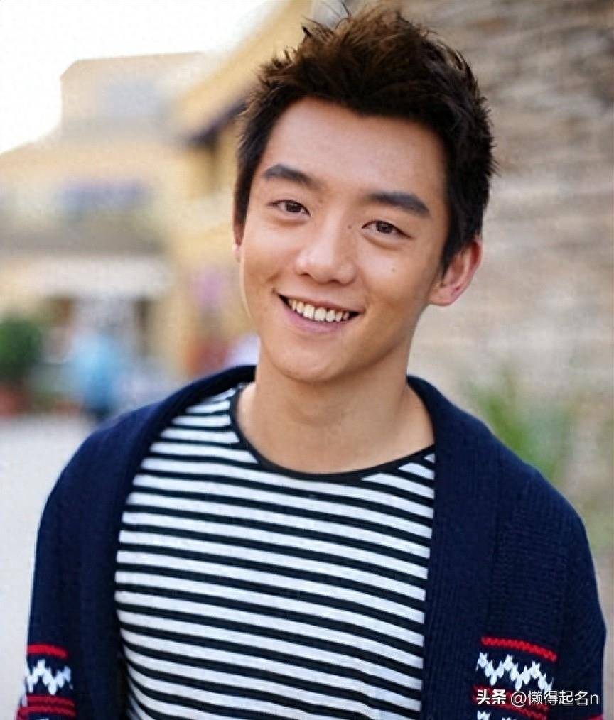 郑恺这次瓜太大了,高调官宣登热搜:"对,她是我的真爱!