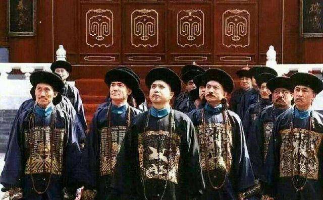 都是一品大员，正一品和从一品有多大区别？两者是正副关系吗？
