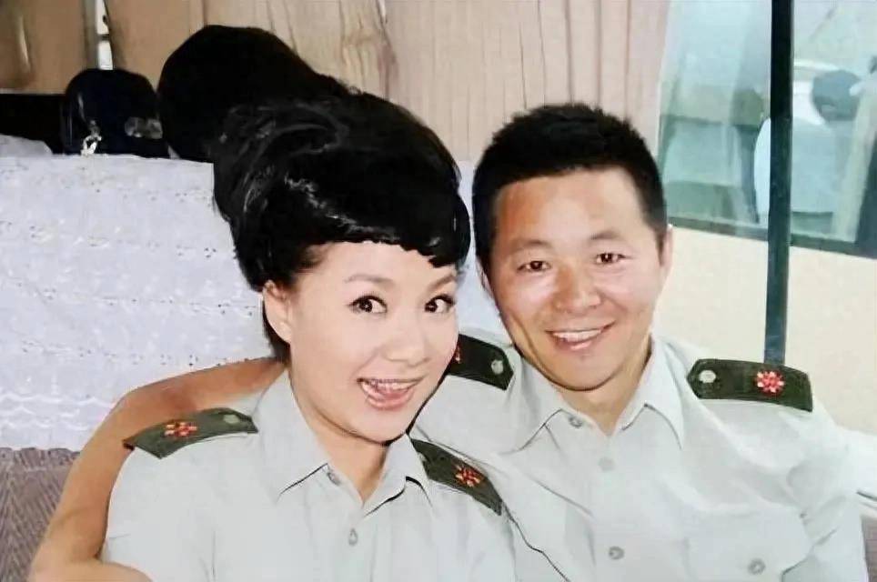 王宏伟老婆杨珊珊简历图片