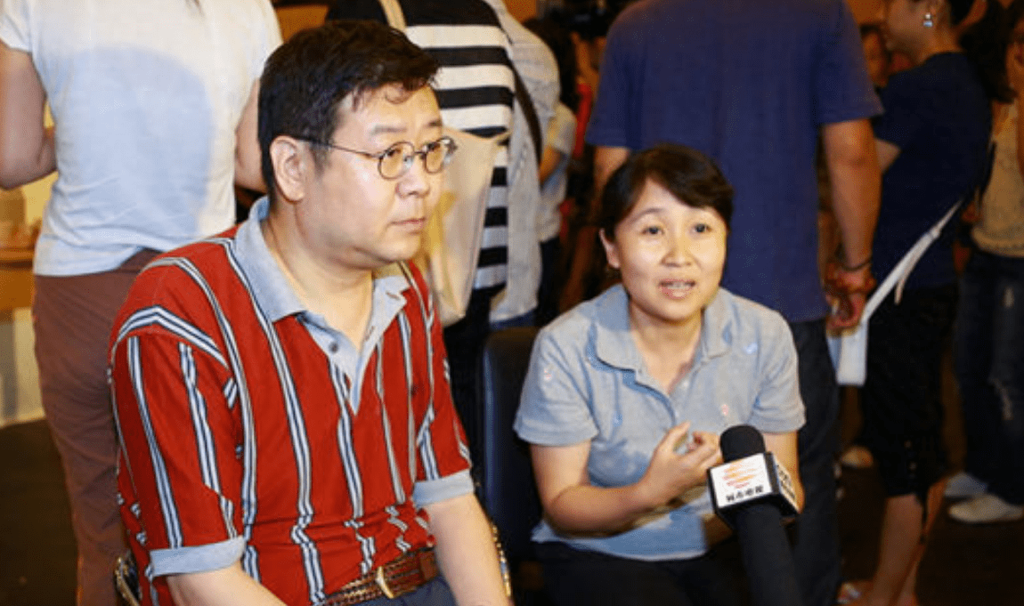 梁冠华:曾因胖而自卑,这辈子最正确的决定,就是娶了妻子唐烨_北京