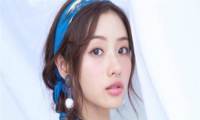 石原里美结婚了!与圈外男友很恩爱,突然宣布婚讯让很多网友失恋了