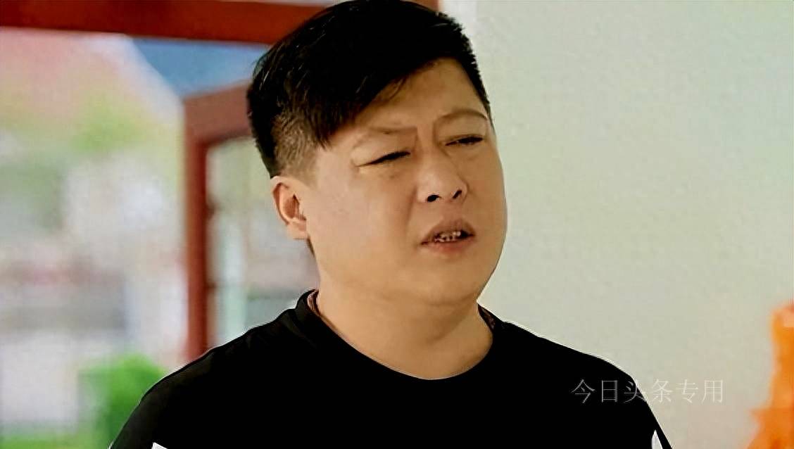 "谢永强"贺树峰:被赵本山捧12年不火,娶小12岁娇妻,生活艰苦