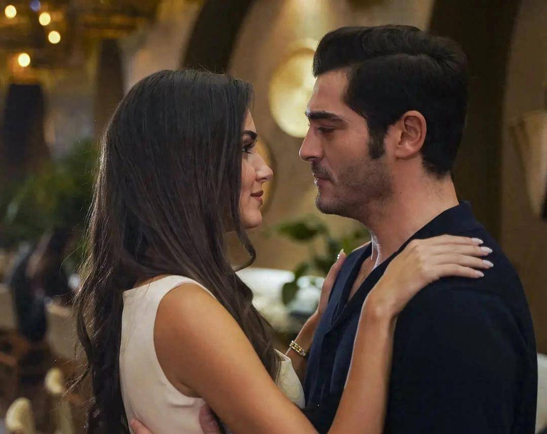 总体而言,宗教和神秘元素为电视剧《阿列夫 alef》注入了深刻的哲学和