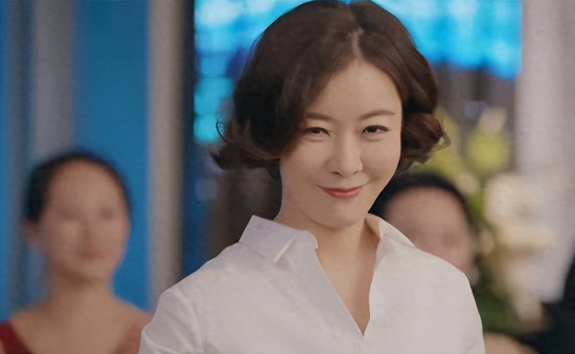 《甄嬛传》颂芝新剧脸太僵,当整容脸碰上妈生脸,差距一看便知!