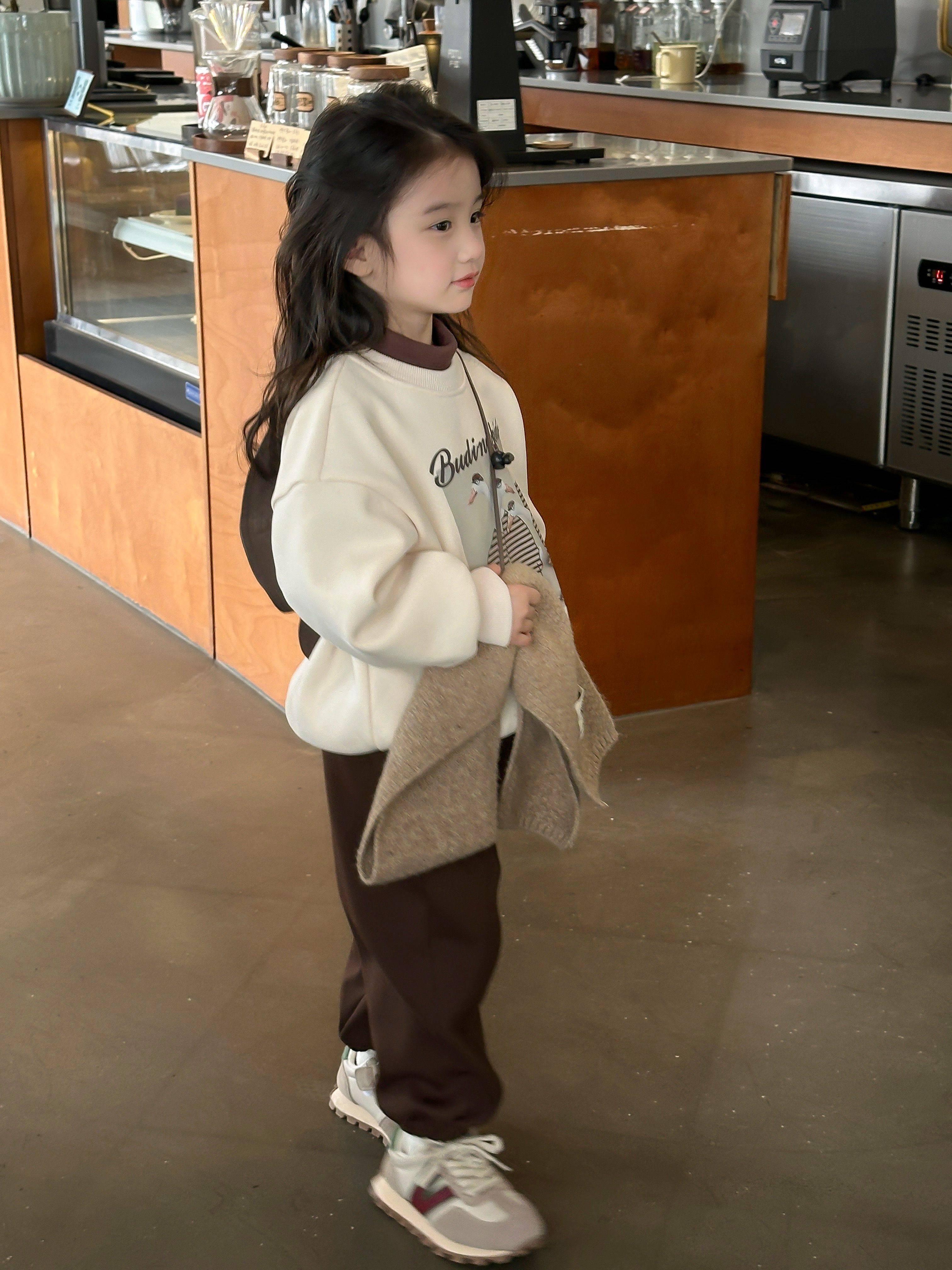女孩子就是要打扮漂亮,让童年不留遗憾_卫衣_复合_奥利