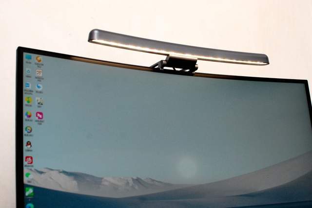 10月桌搭更新：多款数码好物升级分享，看看有没喜欢的？