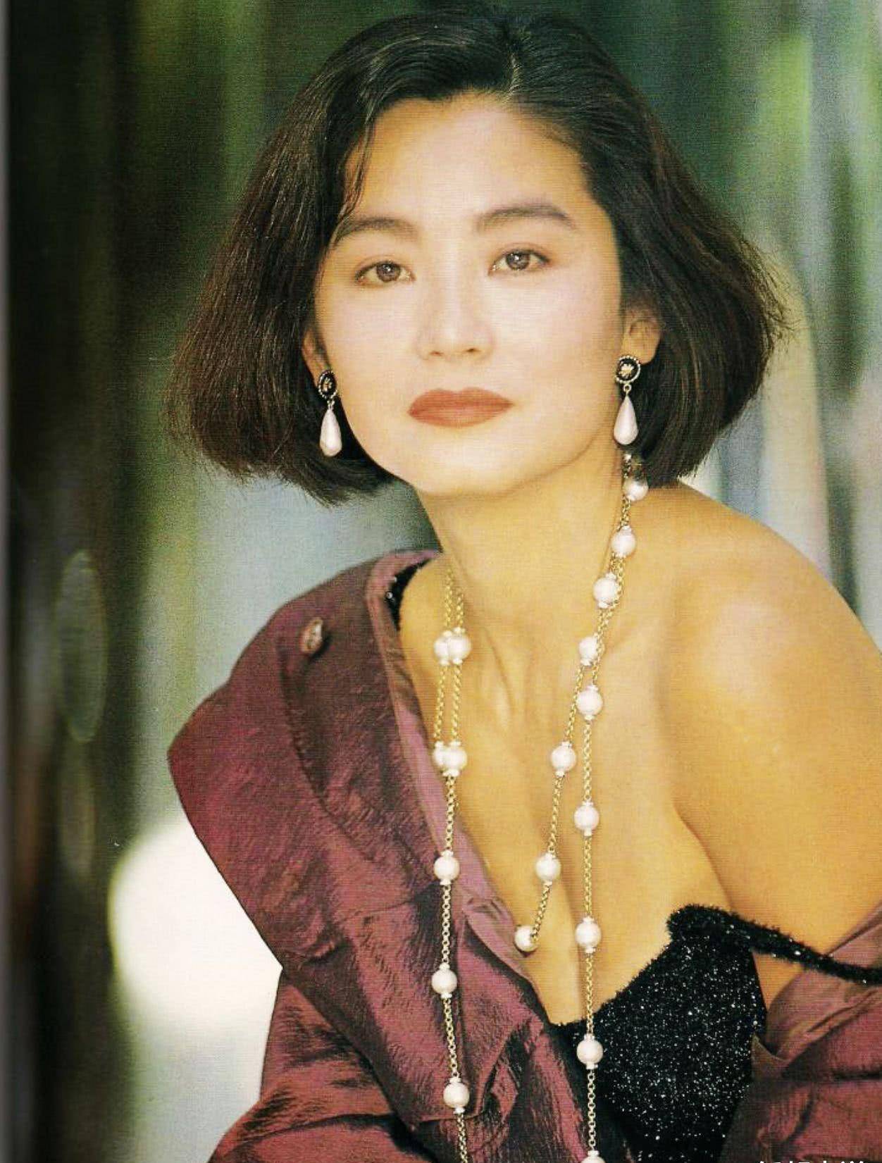 娱乐圈中三大女神,个个风华绝代,你最喜欢哪一个_王祖贤_巩俐_林青霞