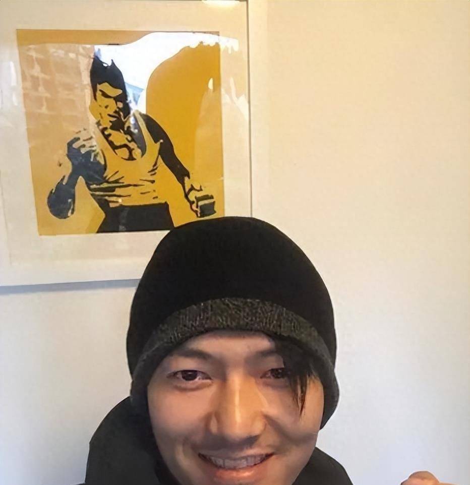 小伙因长相帅气不甘心送快递,整容成谢霆锋,25岁逆袭成百万富豪_易波