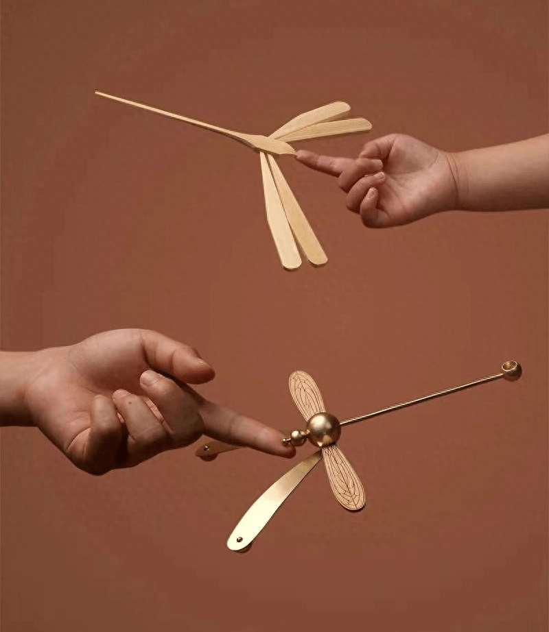 设计师:意外设计—李京泽16"竹"落地灯"竹"落地灯采用简约的金属管