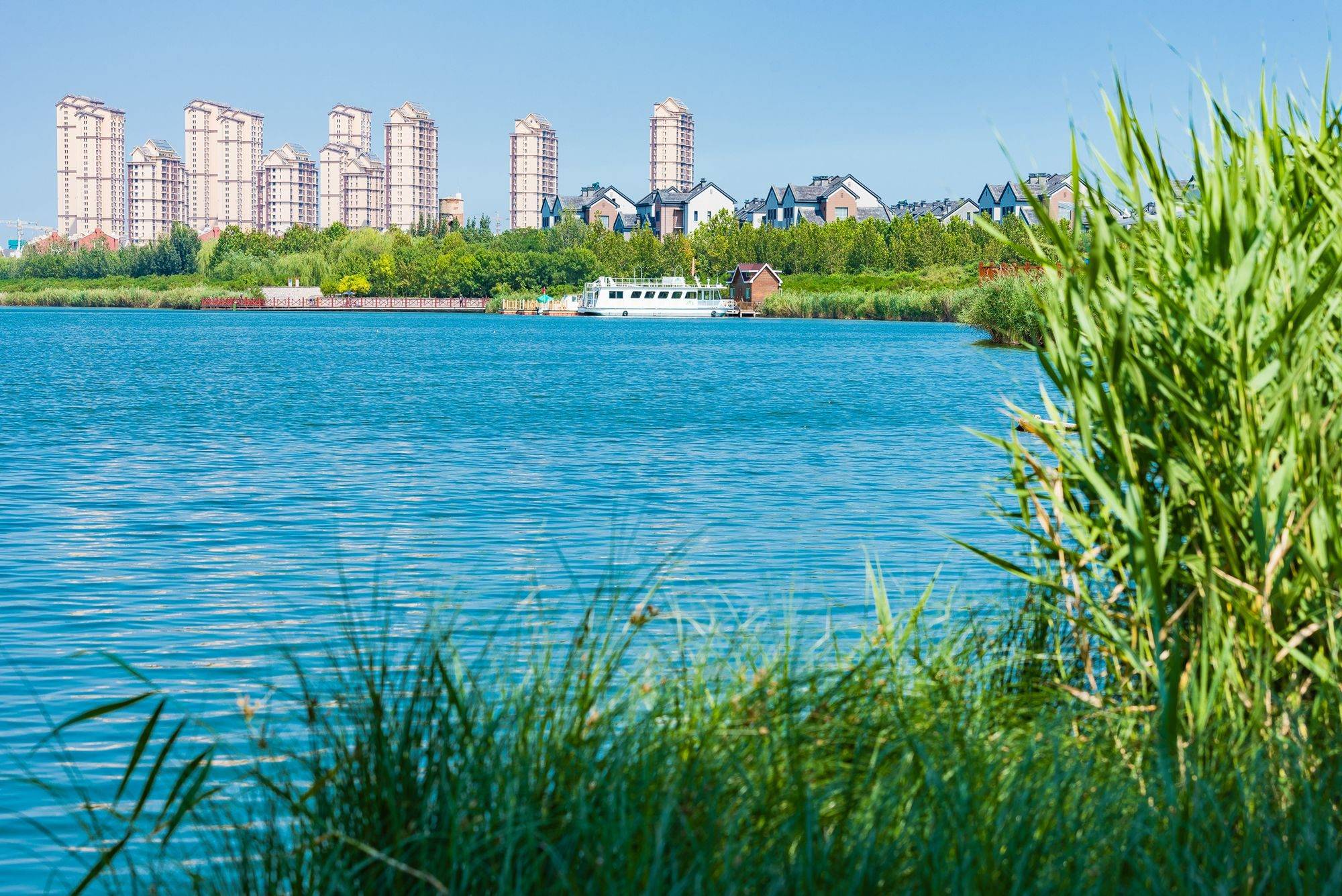天津蓟运河故道公园,藏在城市中的幽静之地,有不输江南的景致_栈道_带