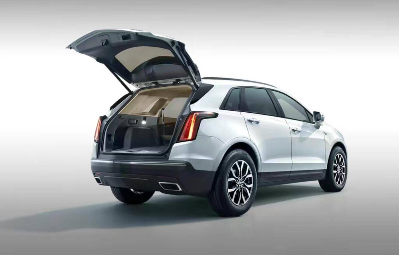 剧里哦啊接,早期凯迪拉克xt5标准功率25t版本最大马力都达到250ps,高