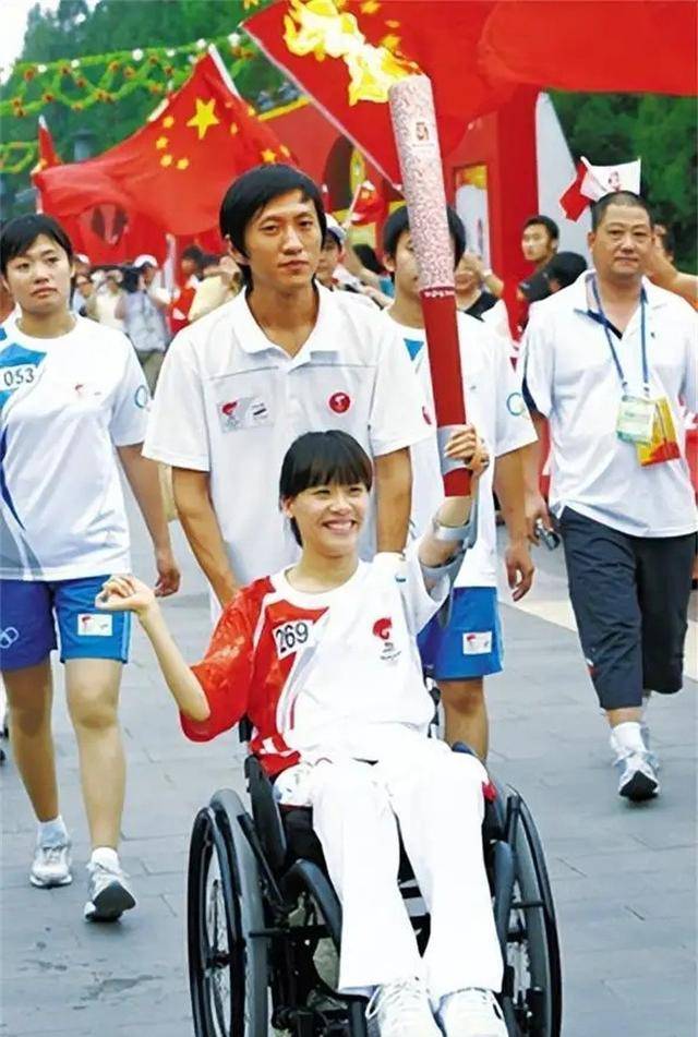跳马皇后桑兰:17岁高位截瘫,32岁嫁富豪,老公北京深圳豪宅在手_体操
