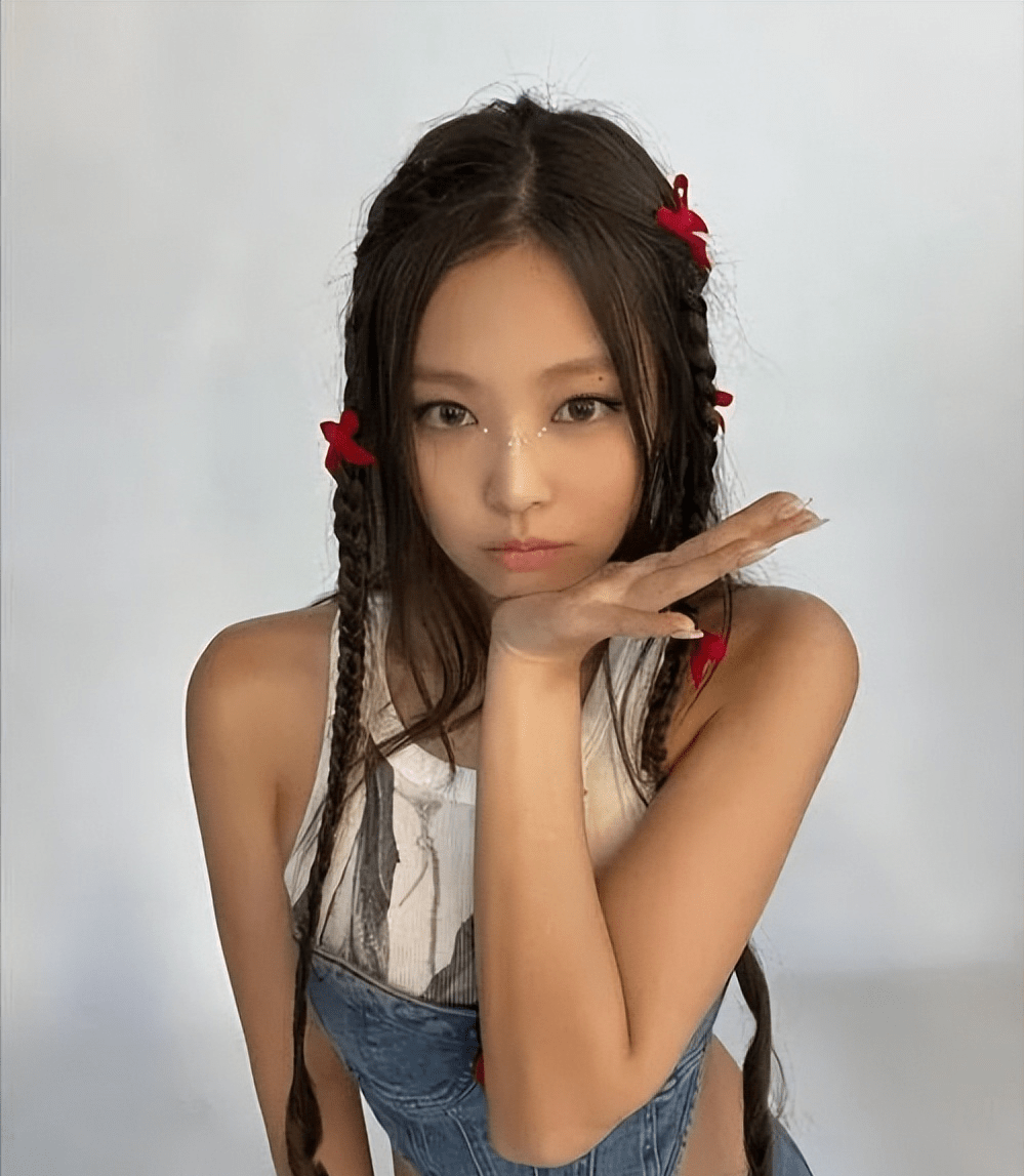 时隔五年妮妮的又一固定综艺,jennie新综艺录制路透_节目_嘉宾_公寓
