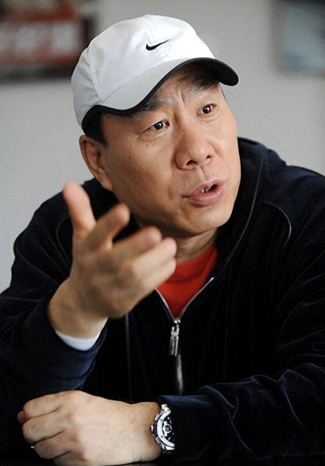 她本有大好前途,举报张艺谋超生,现在销声匿迹了