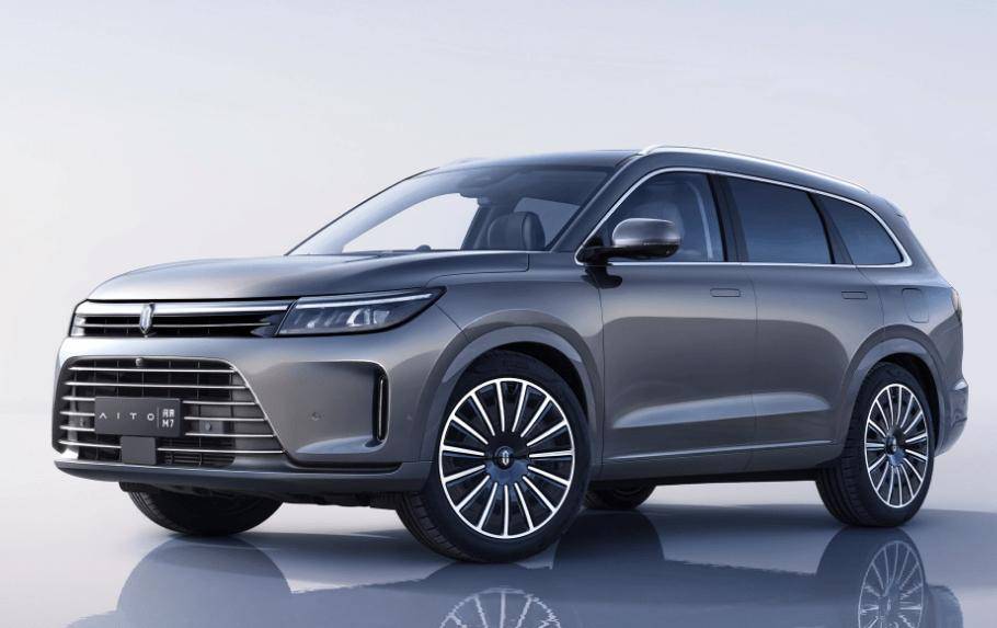 华为,赛力斯联合设计:aito问界m9预订量超15000台,年末发布_搜狐汽车