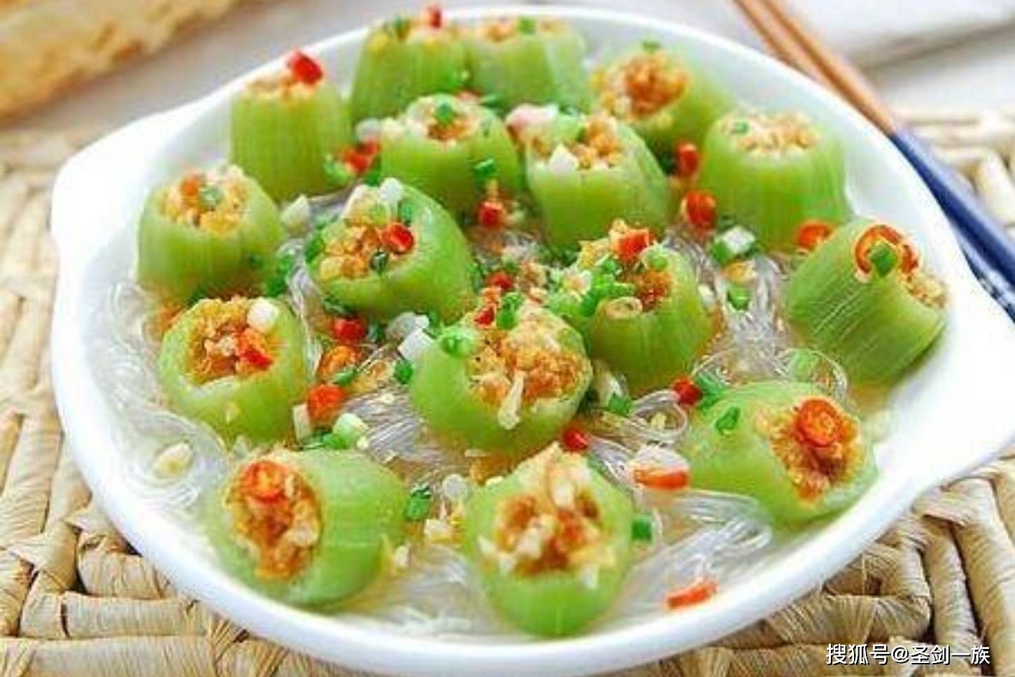 冬补不如“霜降”补,霜降后必不可少的8道家常菜赶紧安排_备用_丝瓜_美食