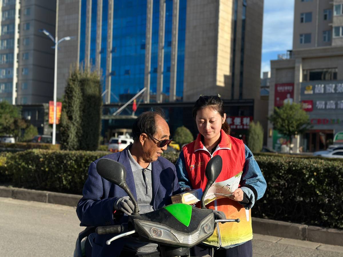 代县:禁毒宣传进超市,识毒防毒守平安_毒品_生活_社区