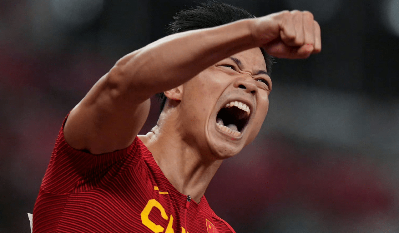 理论上随时都可以复出比赛,但随着中国田径后辈的成长,苏炳添也确实没