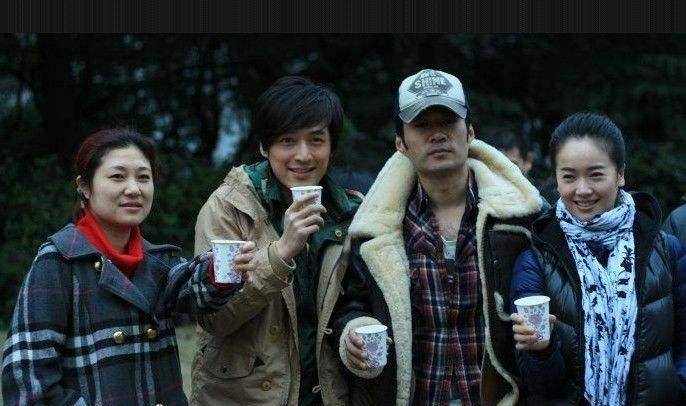 阵容却不小,由黄磊的老婆孙莉,颜值巅峰时期的关颖,胡歌和实力派男星