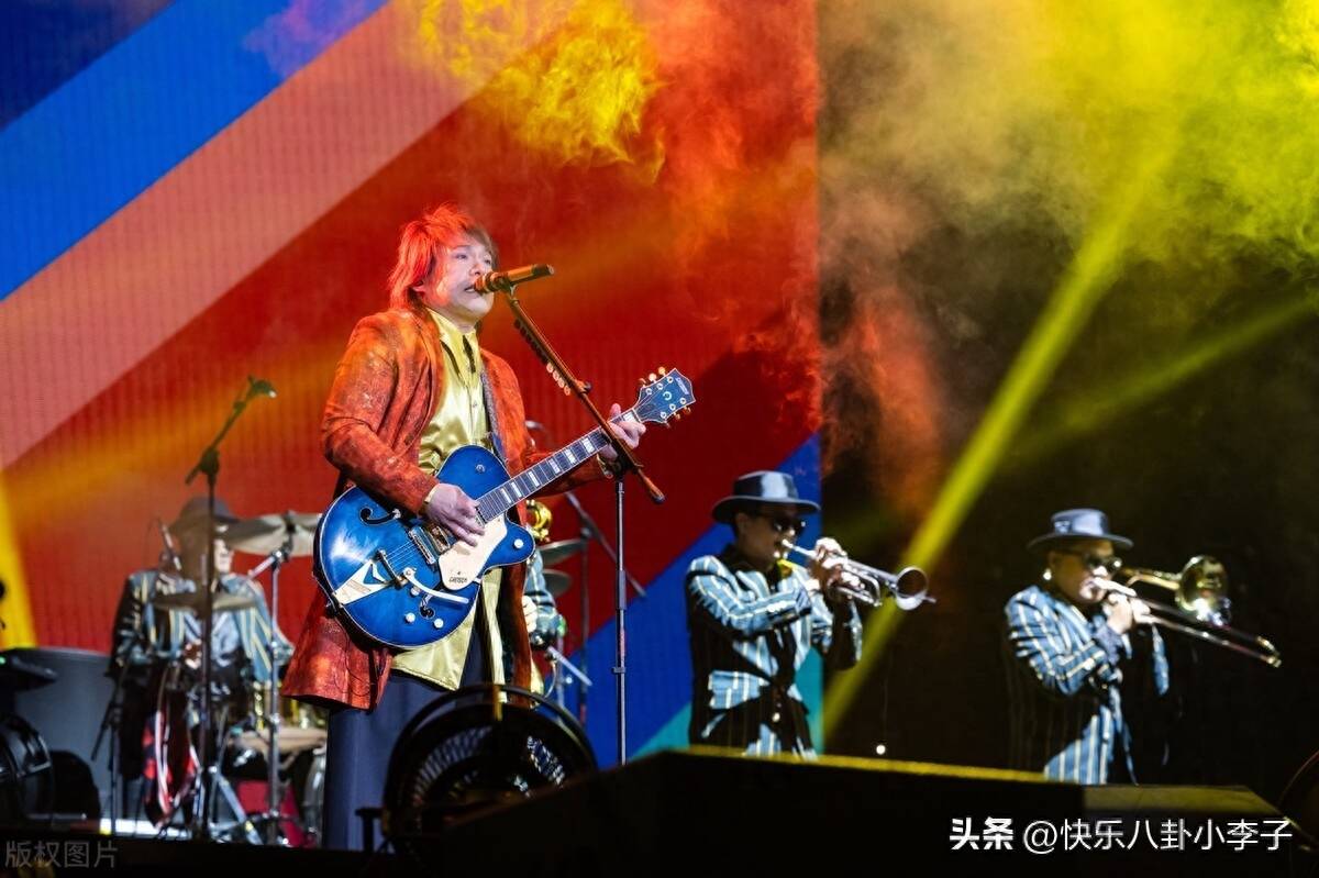 伍佰演唱会:音乐界的颠覆者,评论区燃爆精彩讨论!_手机搜狐网