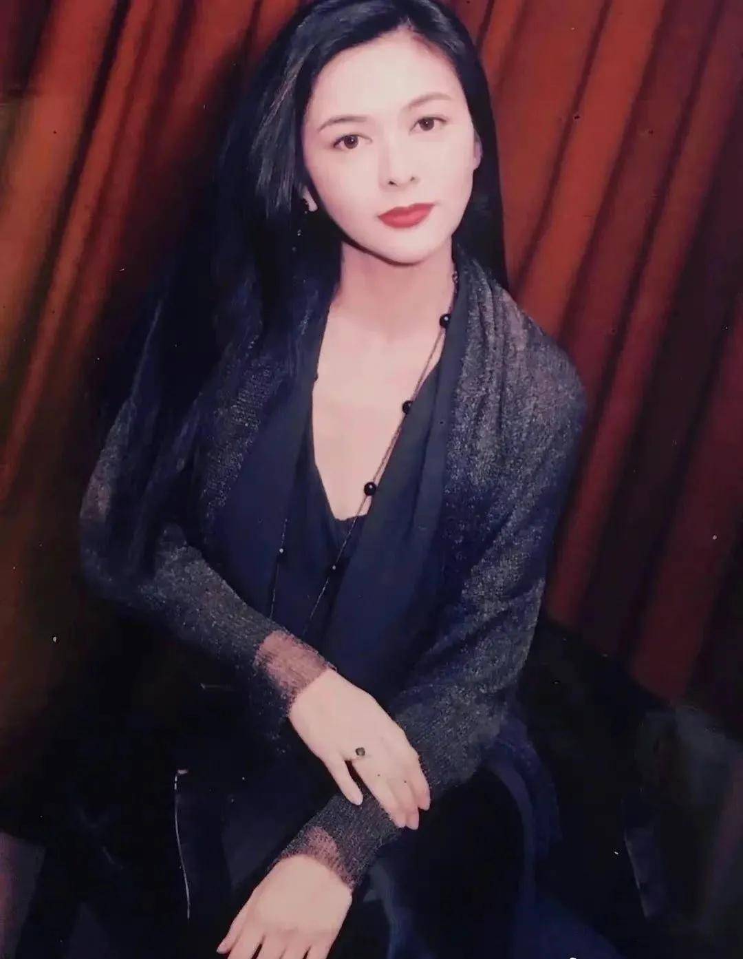 光影中的关之琳,有没有让你想起十三姨,莫妮卡,何仙姑呢_图片_图鉴