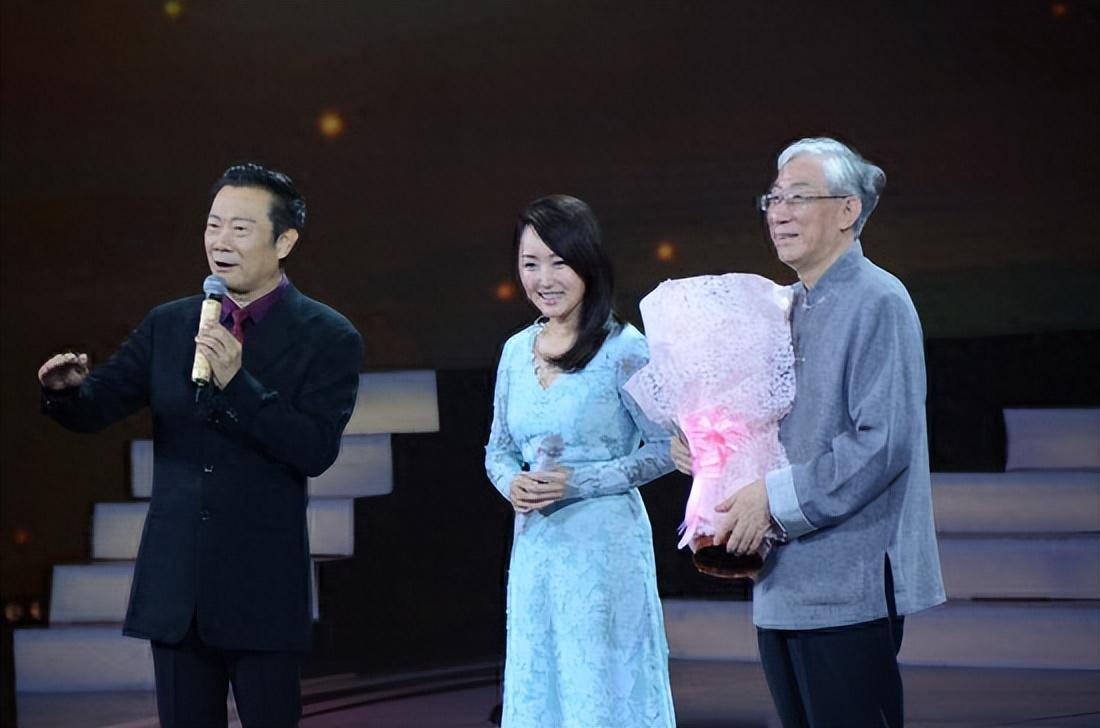 却和最爱徒弟杨钰莹结下仇怨,大爆其隐私