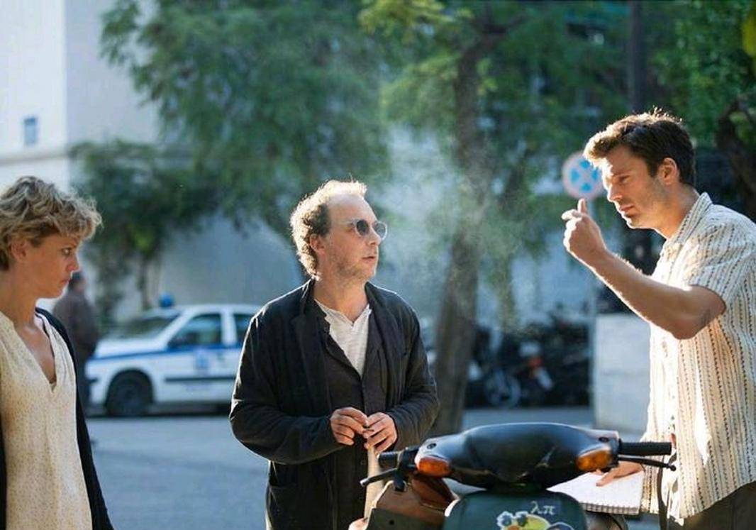 《星期一》:热烈非凡的恋爱,社畜周末的狂欢!_mickey_chloe_电影