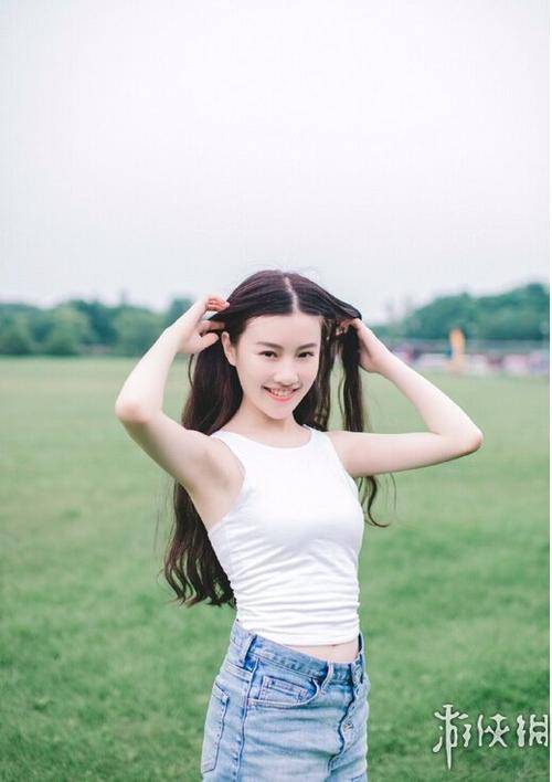 王鹤润演戏甜美妖媚俱全!她肤白貌美大长腿魅力不可小觑