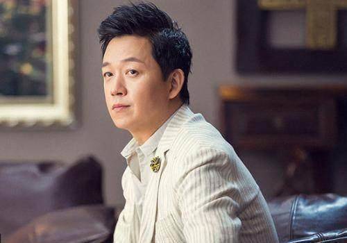 何洁赫子铭互泼脏水撕破脸,原来"套路"老公才是女星离婚大杀器_潘粤明