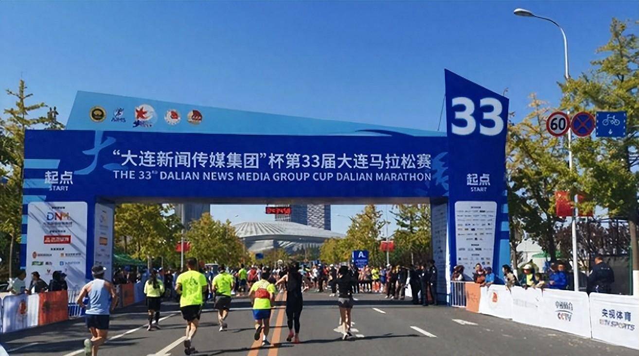 我们田径协会发声!大连马拉松皮卡挡道事情后!