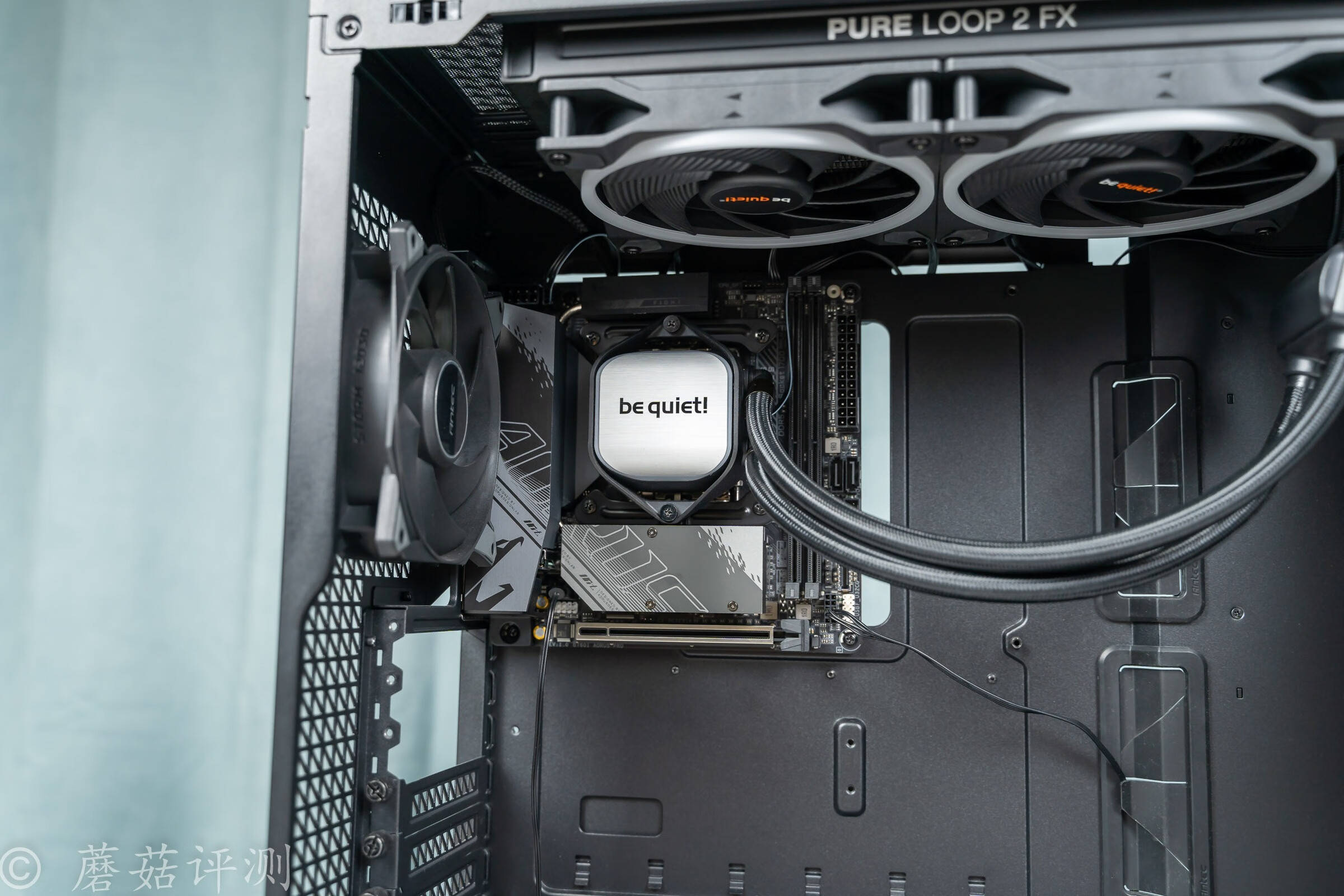 供电,散热同级无出其右,技嘉b760i迷你雕aorus pro主板 拆解评测_插座