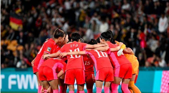 女足奥预赛:突出重围!中国女足穿越火线鹰击韩国